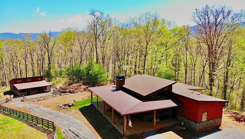 557 SHILOH DR, HAYESVILLE, NC 28904, photo 1 of 51
